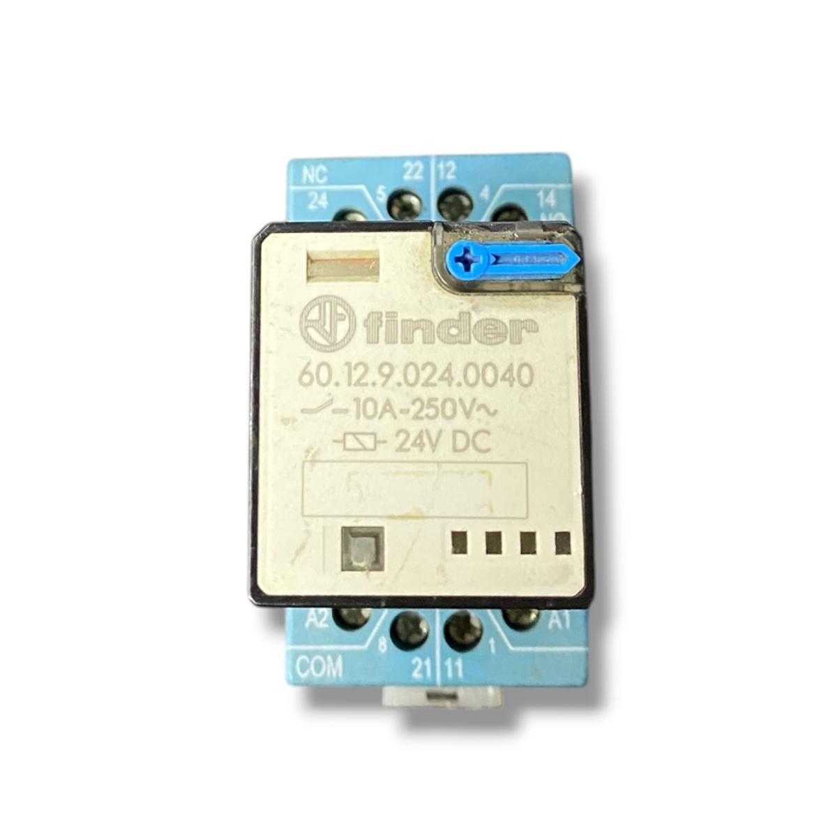 Finder 60.12.9.024.0040 Con Base 90.20 relé electromecánico