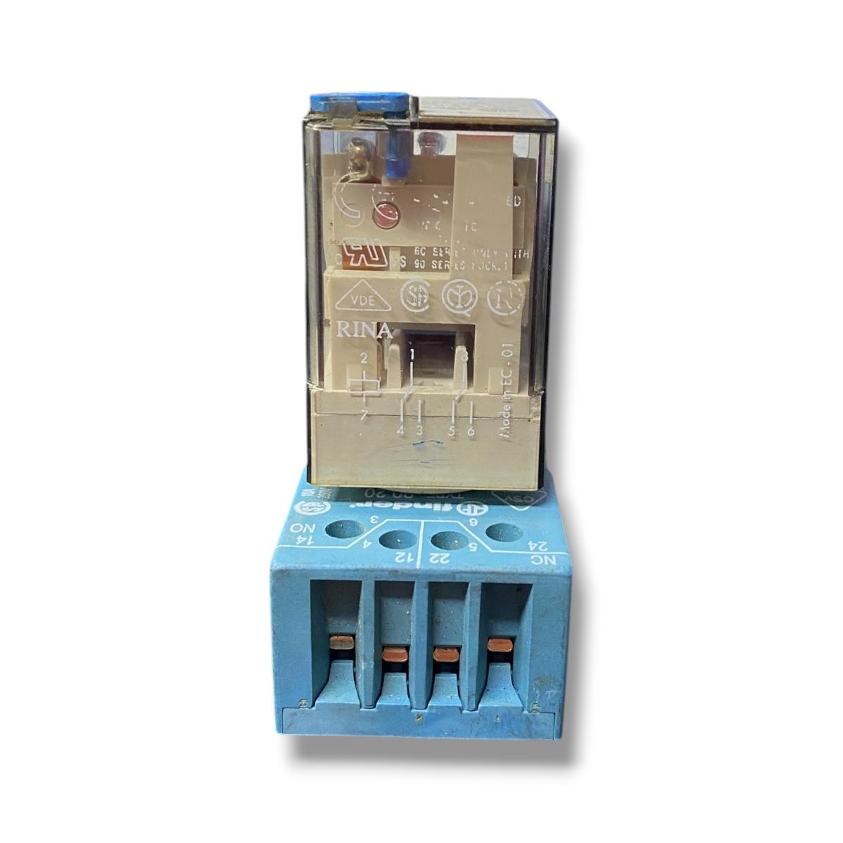Finder 60.12.9.024.0040 Con Base 90.20 relé electromecánico