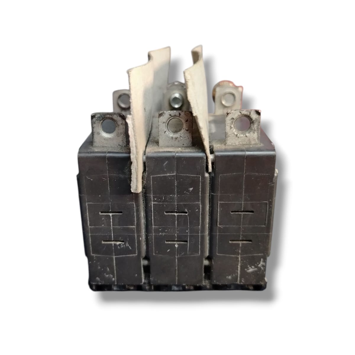 AIRPAX IECBX666-33331-1-V DISYUNTOR