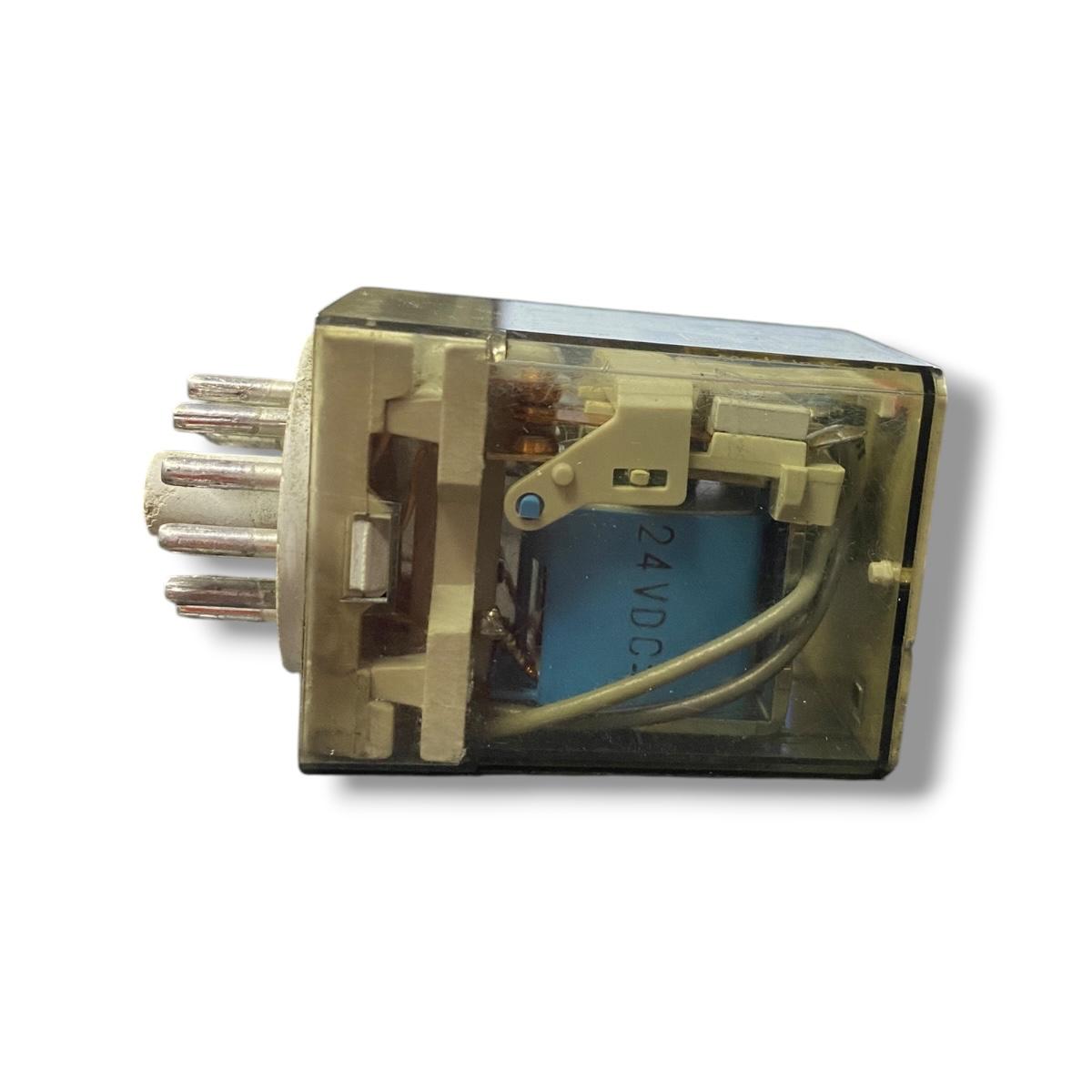Finder 60.13 relé