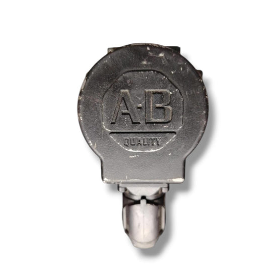 Allen Bradley Vpl-a0752e-pj12aa motor servo