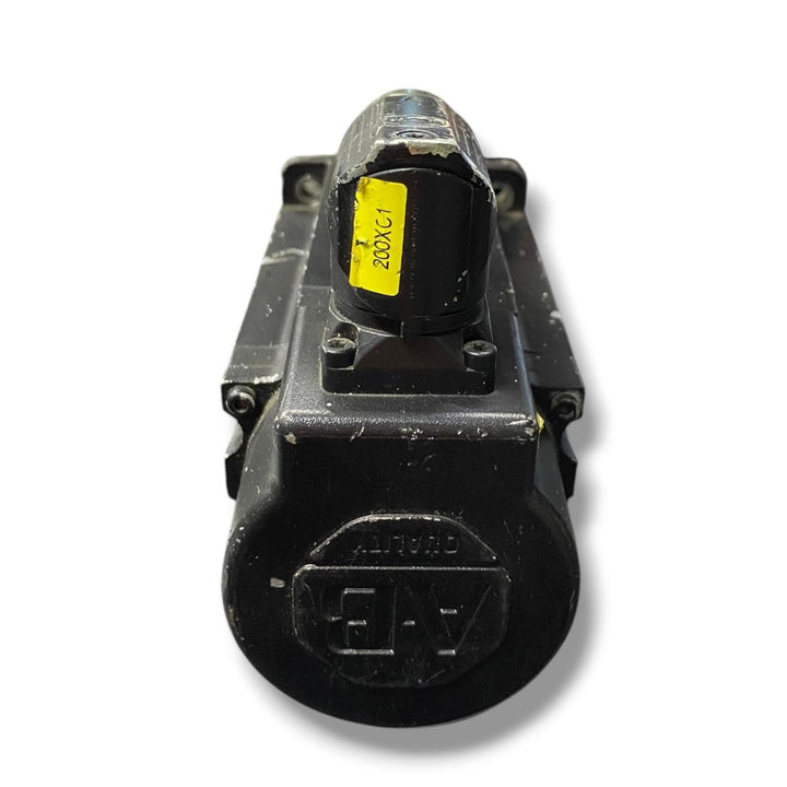 Allen Bradley Vpl-a0762e-pj12aa motor servo