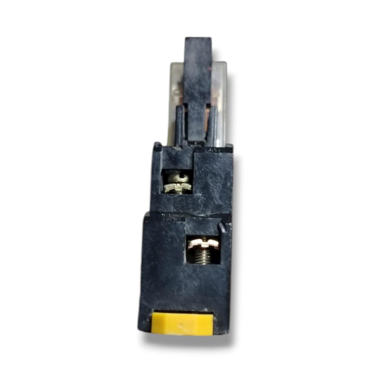 Allen Bradley 700-hn122+700-hk32z24 zócalo + el relé