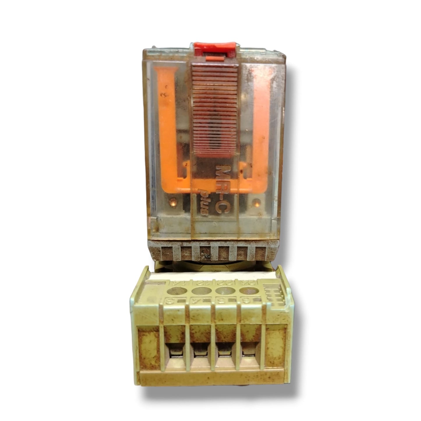 RELECO C2-A20X/120 V CON ZOCALO RELE S2-B CON DETALLE