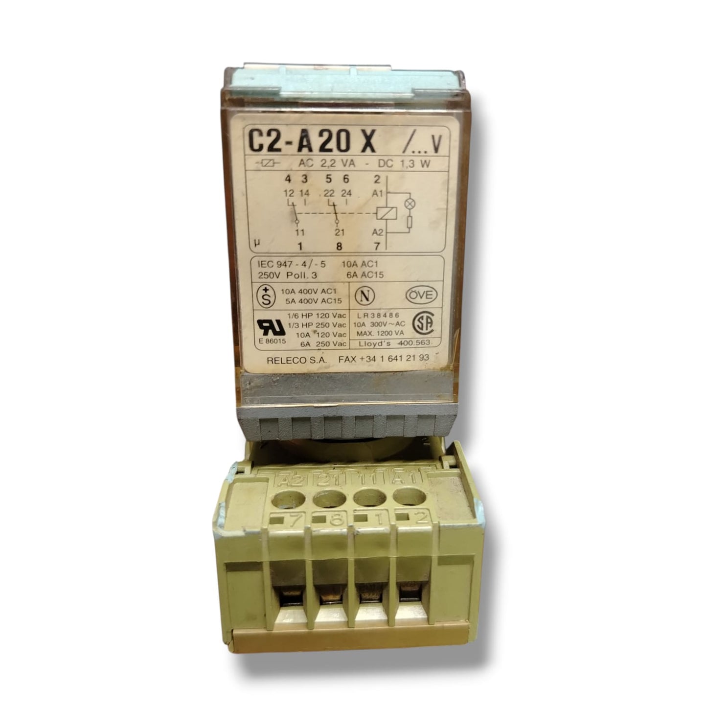 RELECO C2-A20X/120 V CON ZOCALO RELE S2-B CON DETALLE