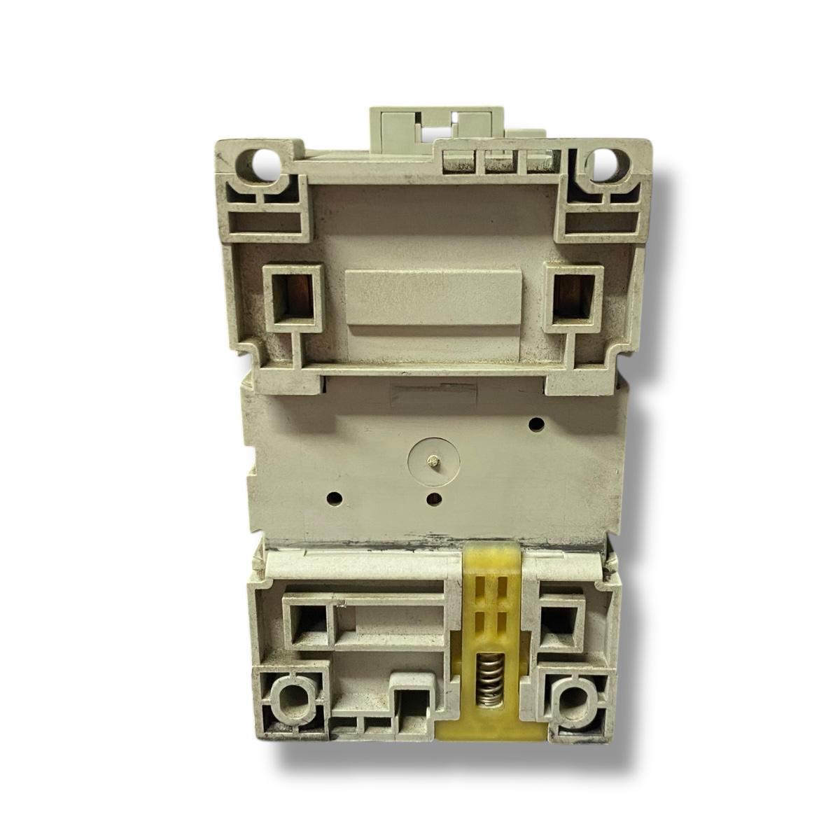 ALLEN BRADLEY 100-C72*00 contactor trifásico