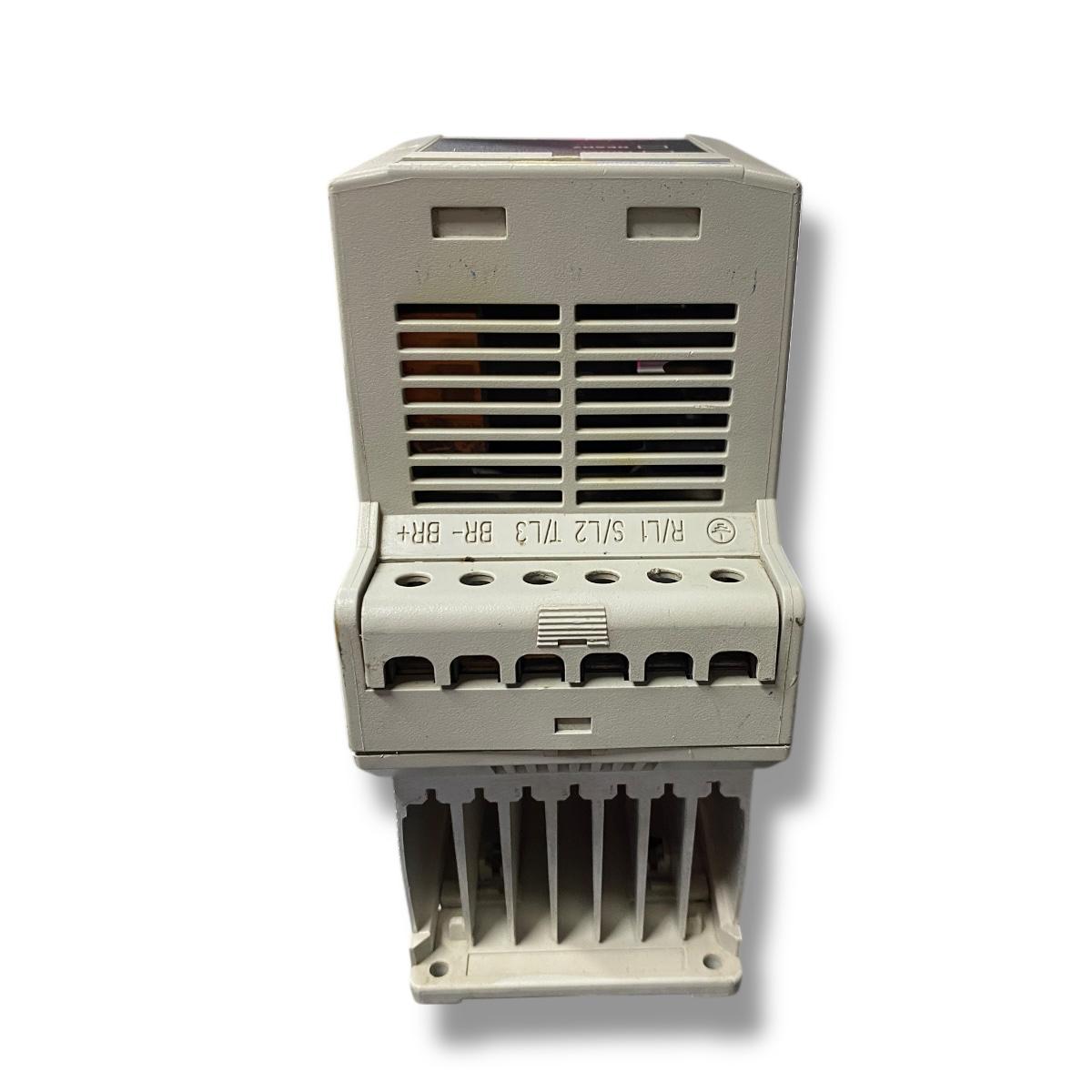 ALLEN BRADLEY 160-AA02NSF1 controlador de velocidad