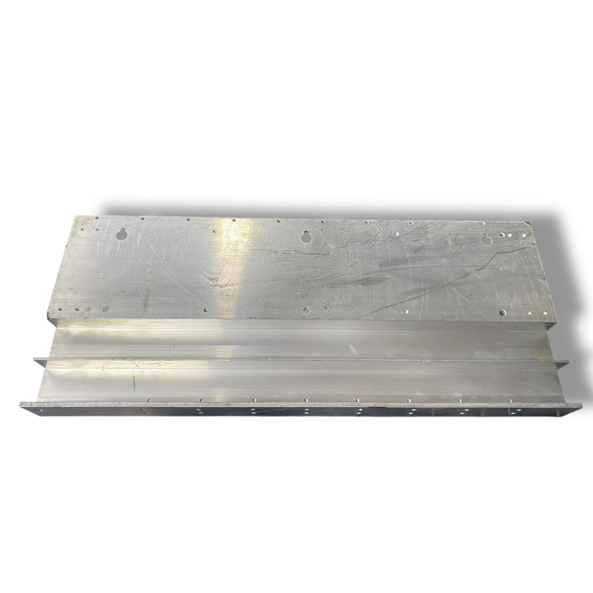 ALLEN BRADLEY 2093-PRS8S Power Rail