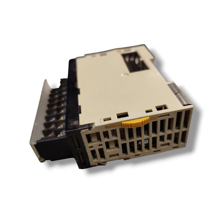 OMRON CJ1W-OC211 MODULO DE SALIDA