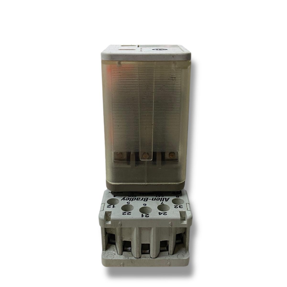 ALLEN BRADLEY 700-HA33Z24+700-HN101 relé de propósito general