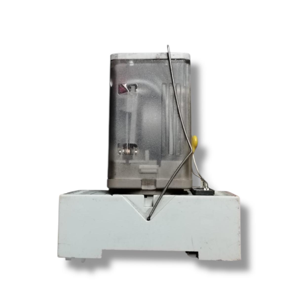 Allen Bradley 700-ha33z24+700-hn203 relé de propósito general