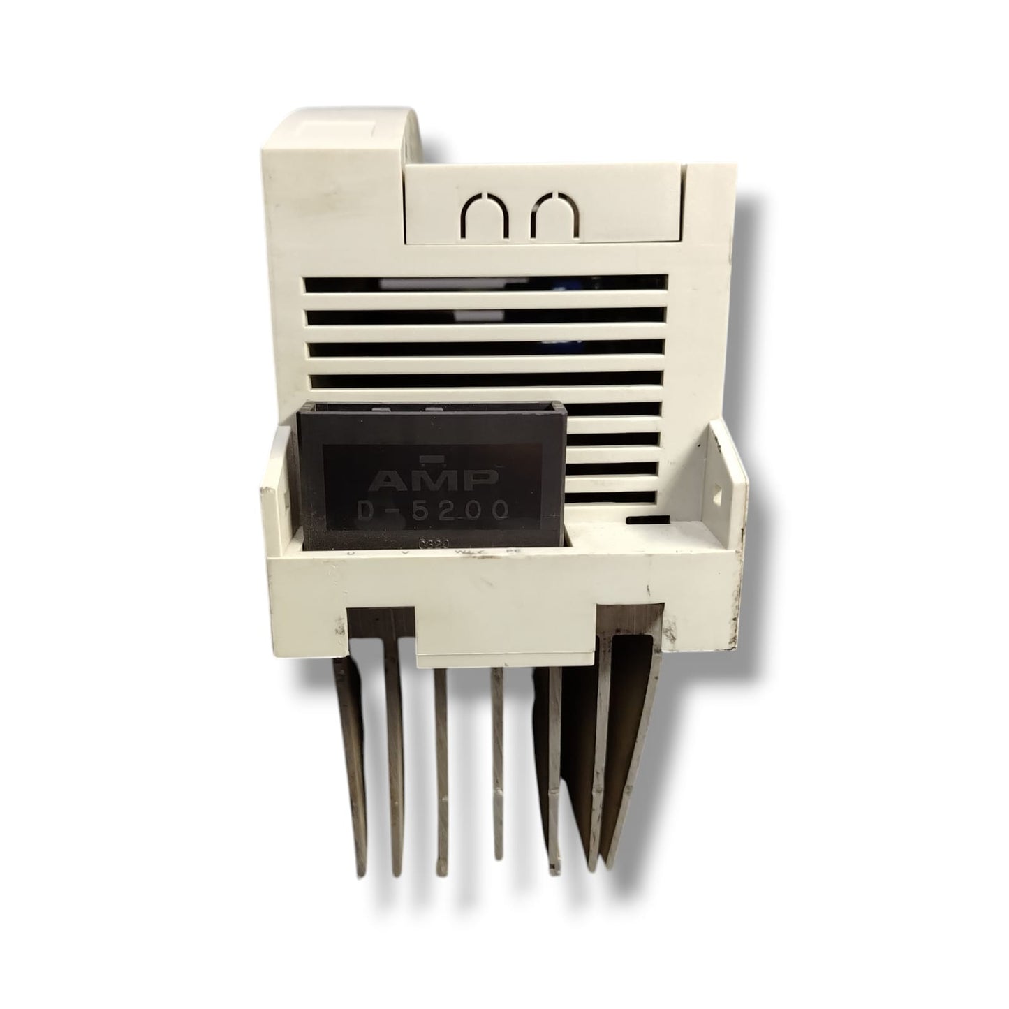 KUKA KSD1-16 SERVO DRIVE CON DETALLE