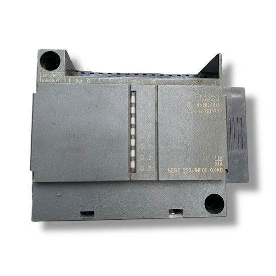 SIEMENS 6ES7 223-1HF00-0XA0 módulo de E/S