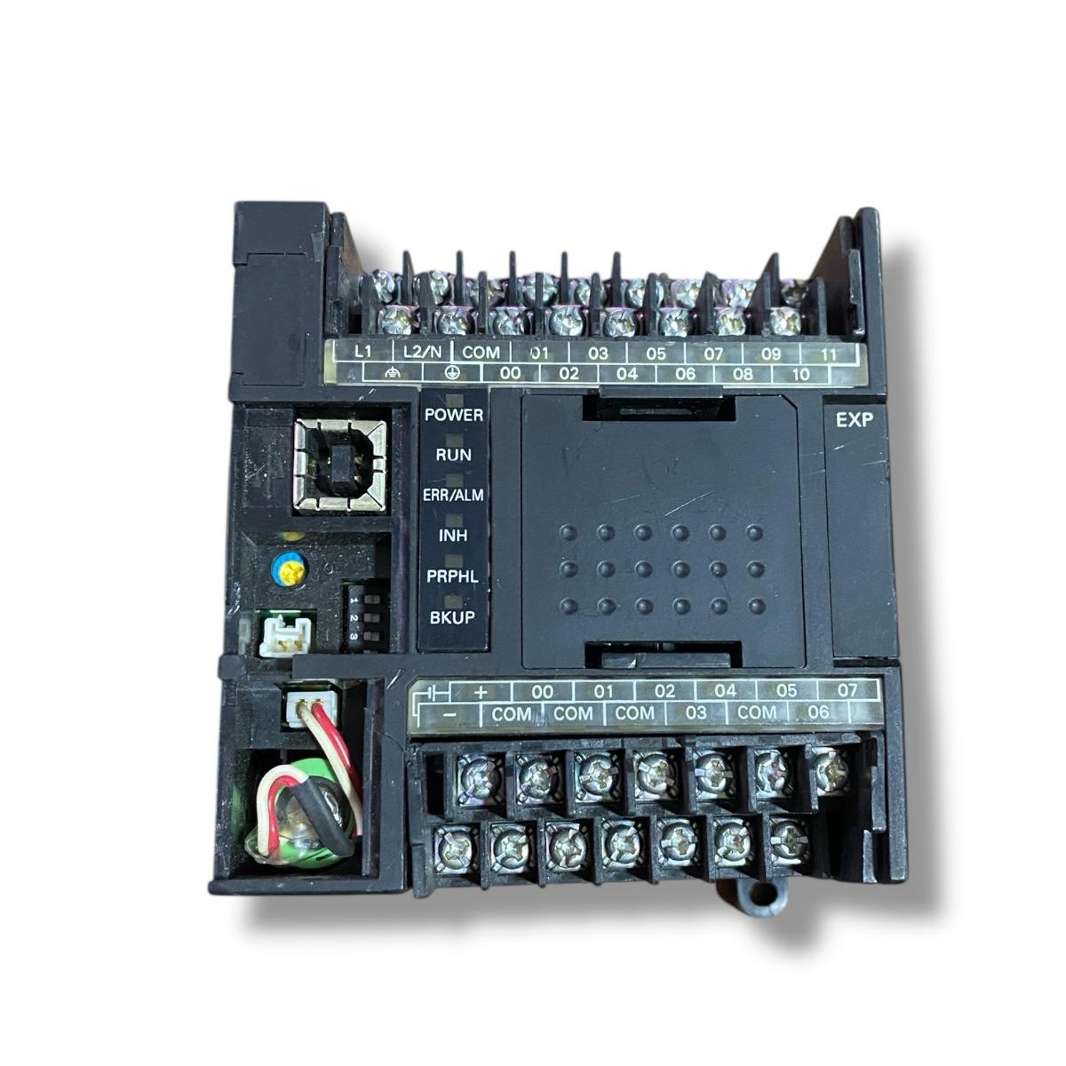Omron Plc Cp1l-l20dr-a Controlador Lógico Programable