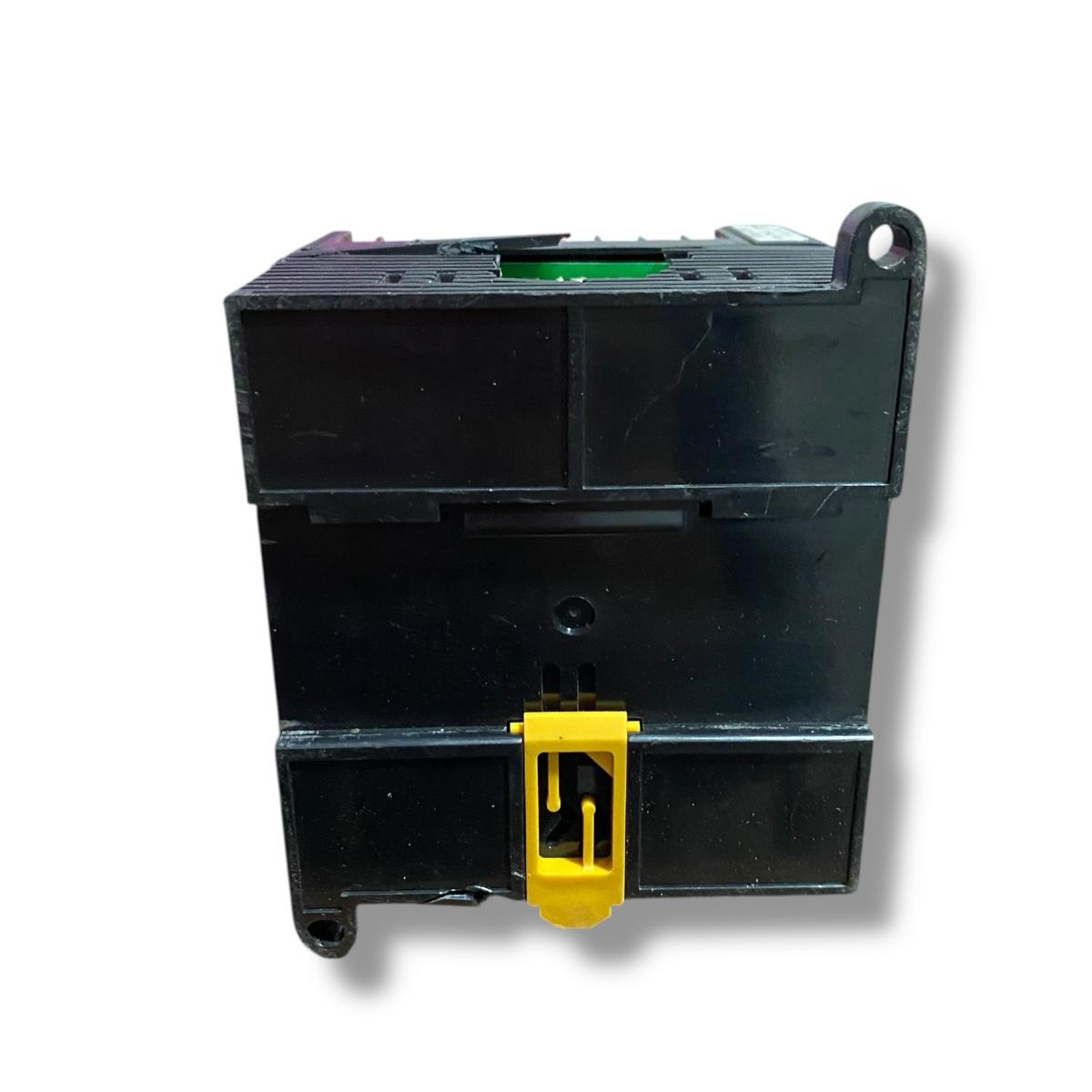 Omron Plc Cp1l-l20dr-a Controlador Lógico Programable