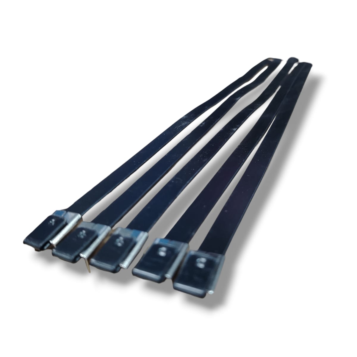 L TYPE  EAR STAINLESS STEEL PVC PLASTIC WRAPPED CABLE TIE 21124204