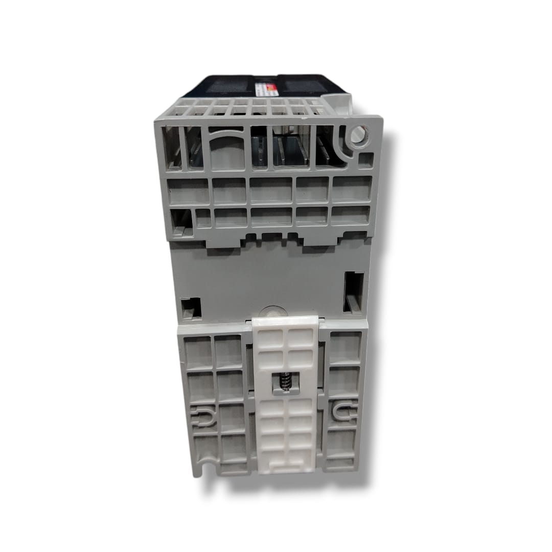 ALLEN BRADLEY  25C-D1P4N104 VARIADOR POWERFLEX