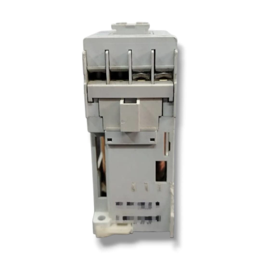 ALLEN BRADLEY 100-C12D*10