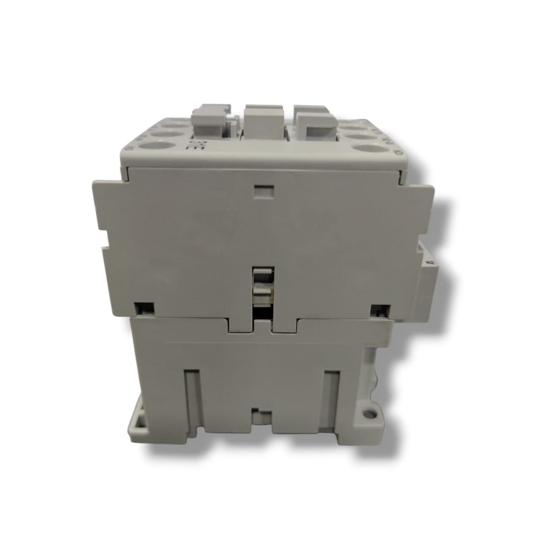 ALLEN BRADLEY 700-CF310J