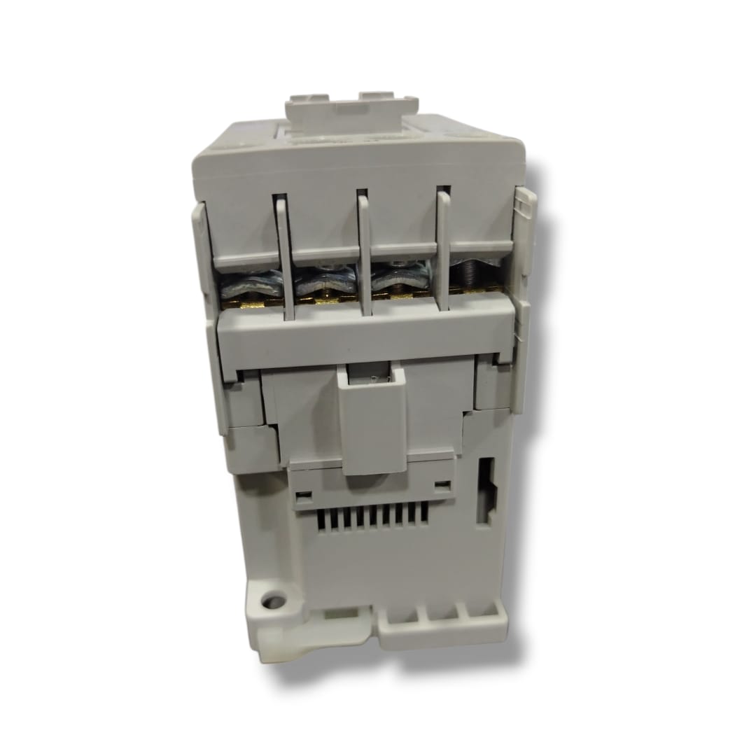 ALLEN BRADLEY 700-CF310J