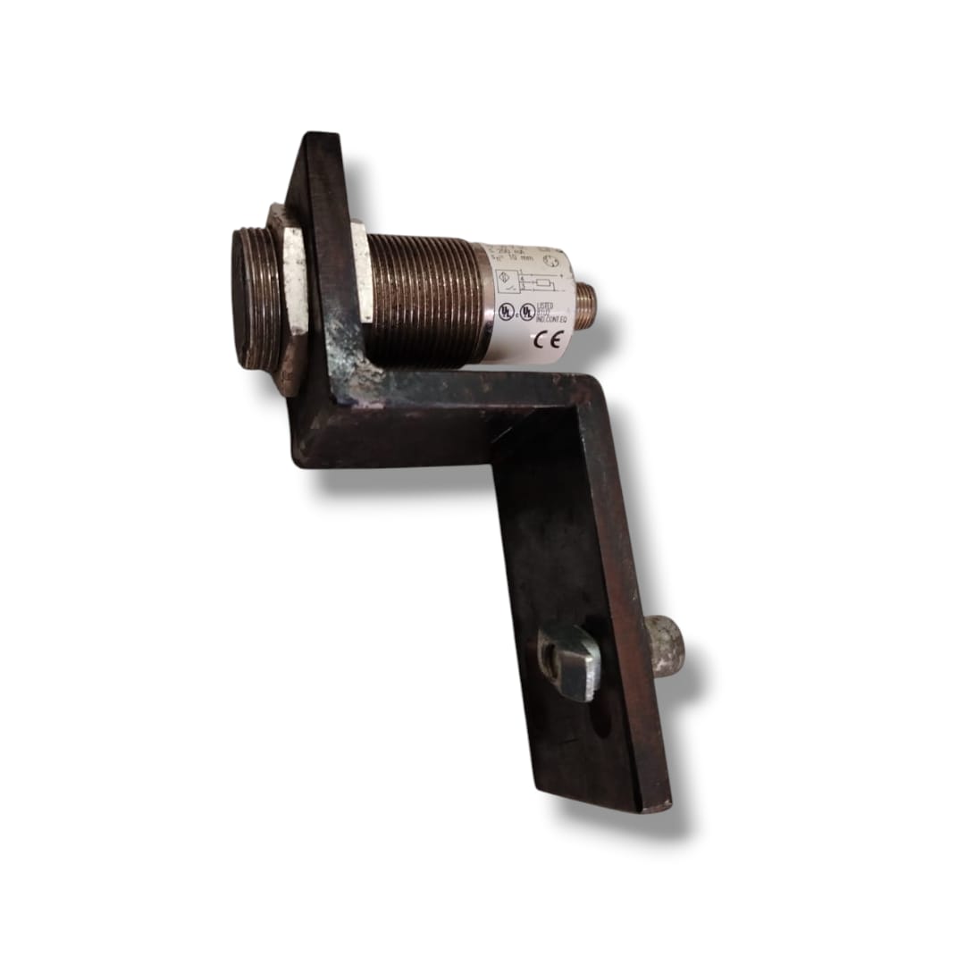 BALLUFF  BES 516-327-S4-C