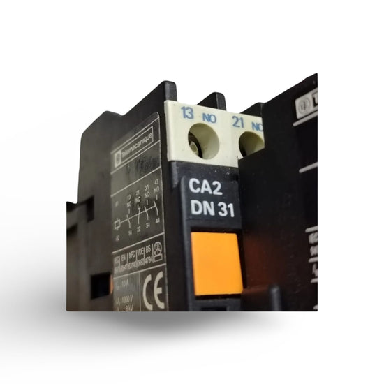 TELEMECANIQUE TESYS D CA2DN31 + LA1DN26