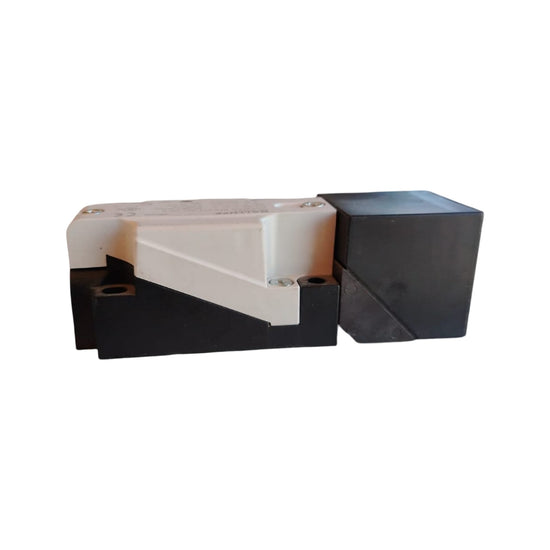 BALLUF BES0241