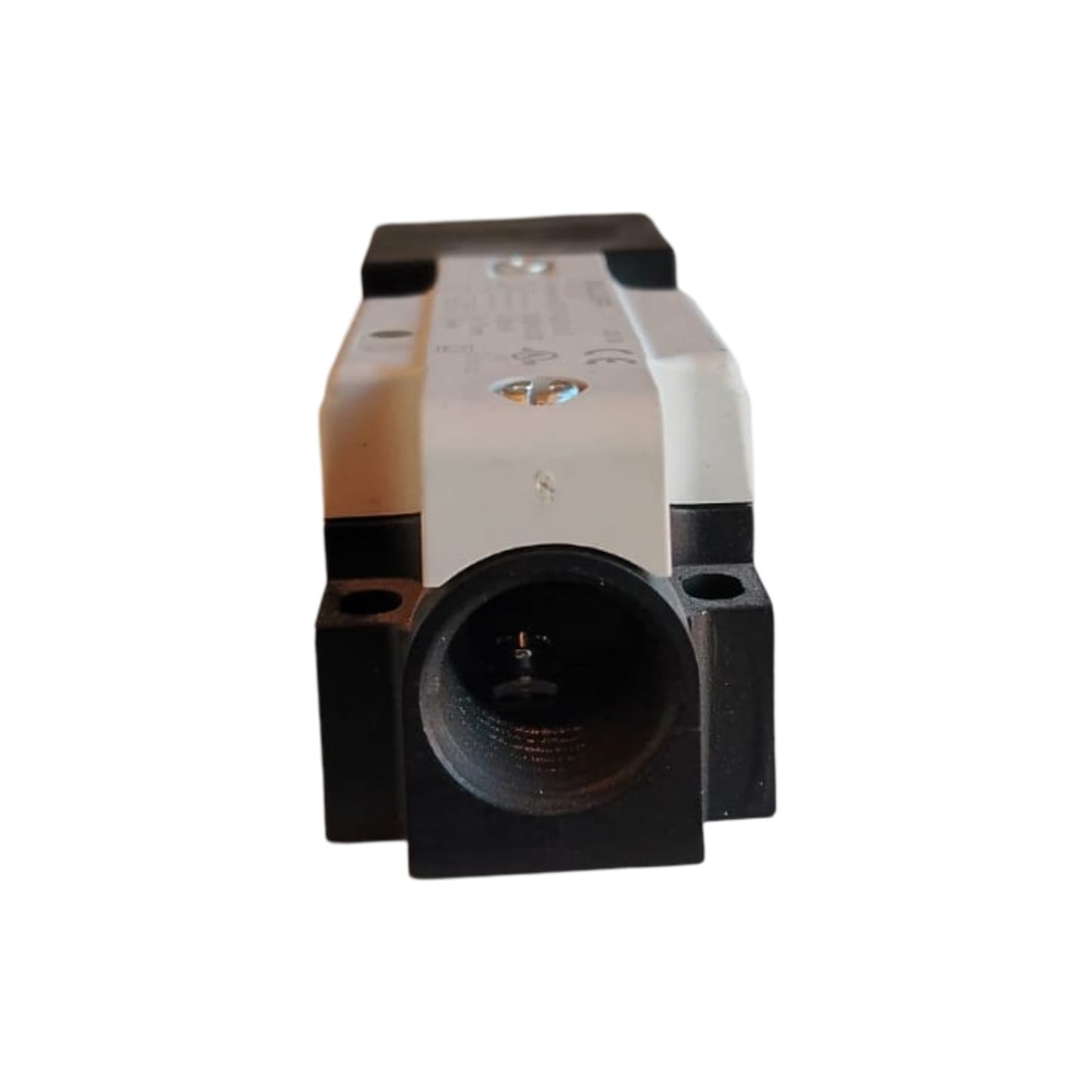 BALLUF BES0241