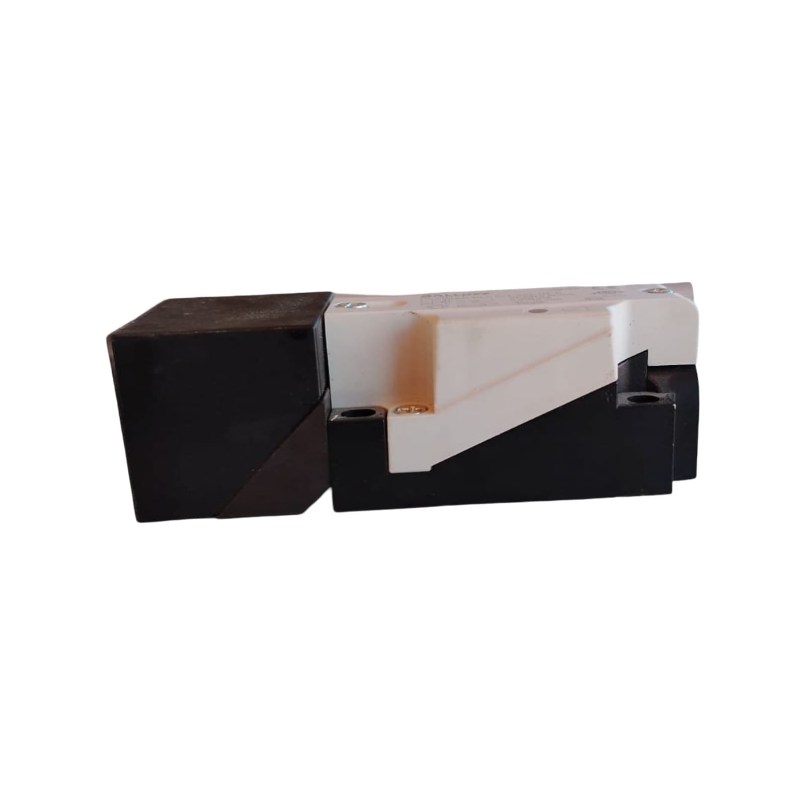 BALLUF BES0241