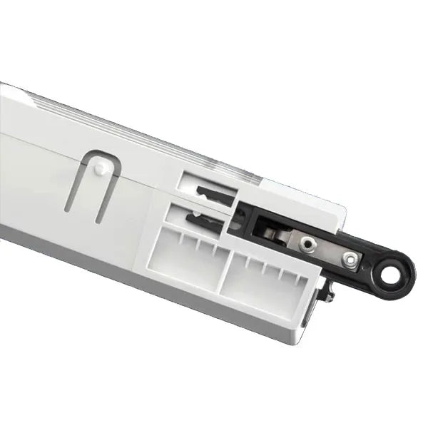 SZ Luminaria fluorescente con sensor 18W 343Lmm 110-240VCA Sin enchufe UL