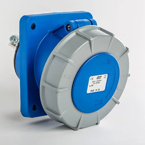 Base empotrar inclinada 63A 2P+T 230VCA 6h Azul IP66-IP67