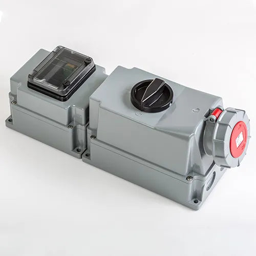 Base mural enclavamiento rail DIN 63A 3P+T 400VCA 6h Rojo IP66-IP67