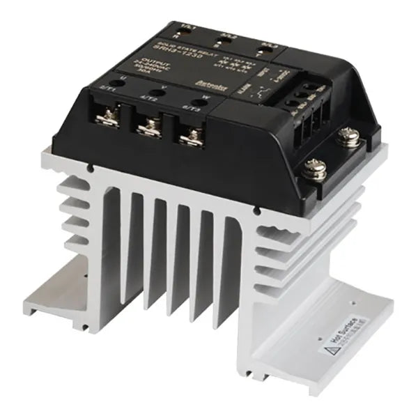 SRH3-1230 SSR trifásico con disipador 30A Input 4-30VCD Output 24-240VCA