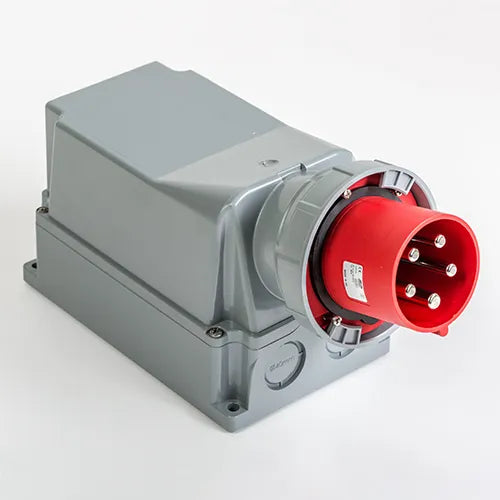 Clavija mural 125A 3P+N+T 220/400VCA 6h Rojo IP66-IP67