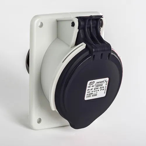 Base empotrar inclinada 16A 3P+N+T 500VCA 7h Negro IP44
