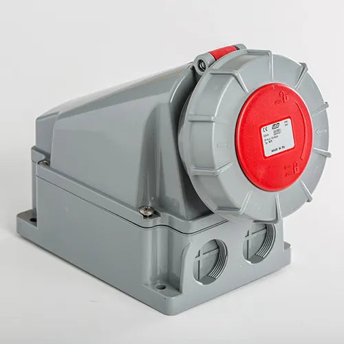 Base mural 63A 3P+N+T 220/400VCA 6h Rojo IP66-IP67