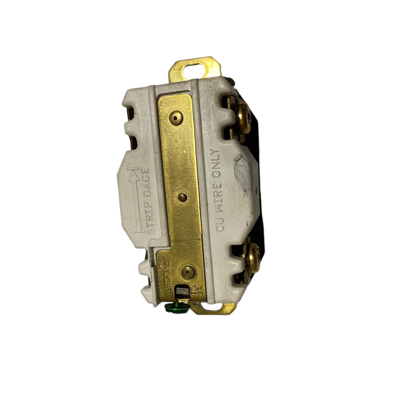 Hubbell HBL2730